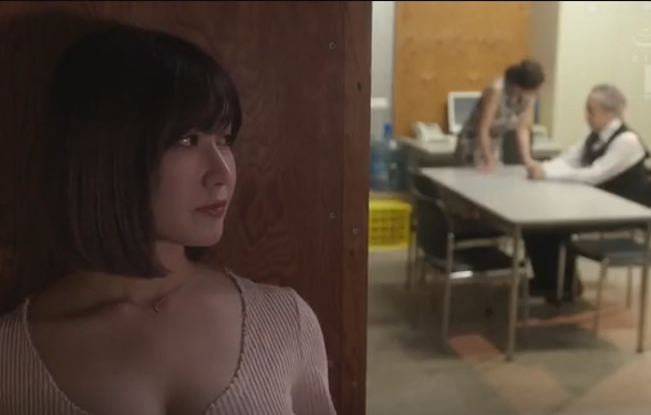【痴女バイト】「店長、帰しませんから…」優しい彼女の豹変！誘惑に負けて、妻に隠れて何度も奥まで突き刺してしまった夜■藤森里穂