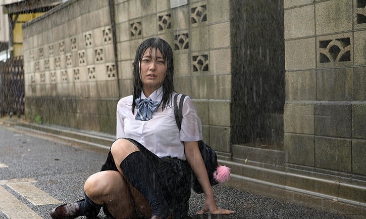 【女子校生レイプ】「どうしよう…濡れちゃった…」下着スケスケのJKに興奮したおっさんが美少女に襲い掛かる！小泉ひなた