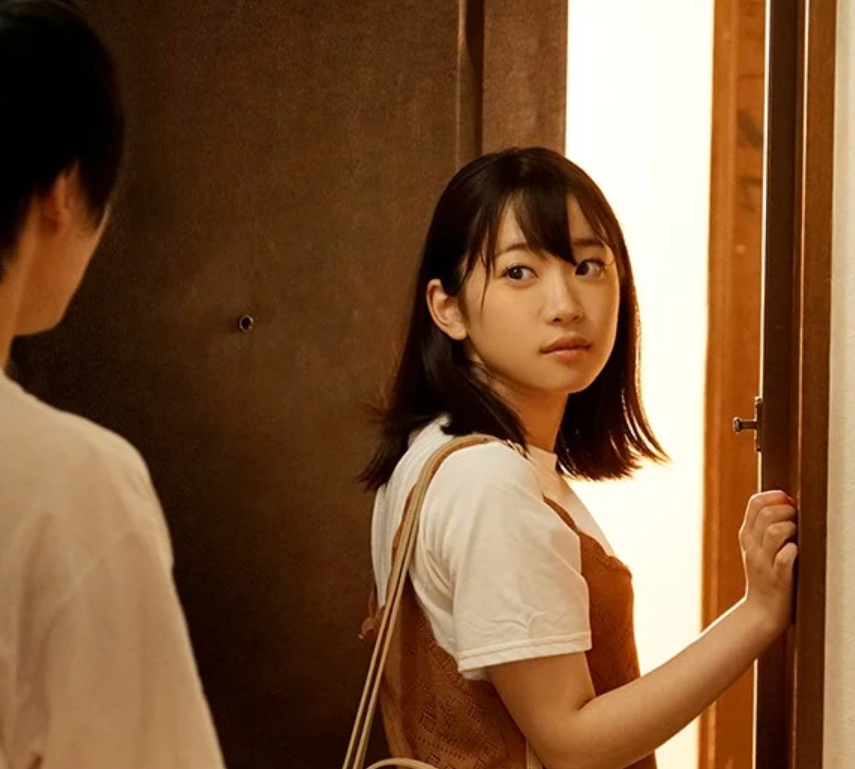 【カノジョの友達】”…ん？！この子たしか…”彼女の友人の女性、どこかで見たことがあると思ったらセクシー女優で…