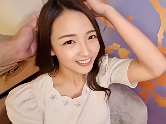 【人妻×不倫ハメ撮り】撮影指導を口実にマッチングで出会った奥様と密会！ 酔いが回るほど大胆になっていくカメラ越しの淫らな姿