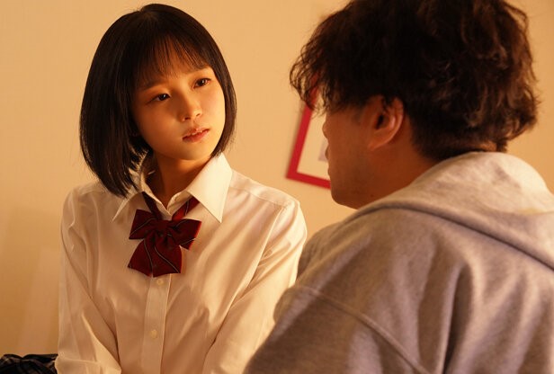 【女子高生】妻の美少女妹に欲情する男…気づいた彼女に”抱いてもいいよ…♪”と言われ腰が止まらなかった〈日向なつ〉