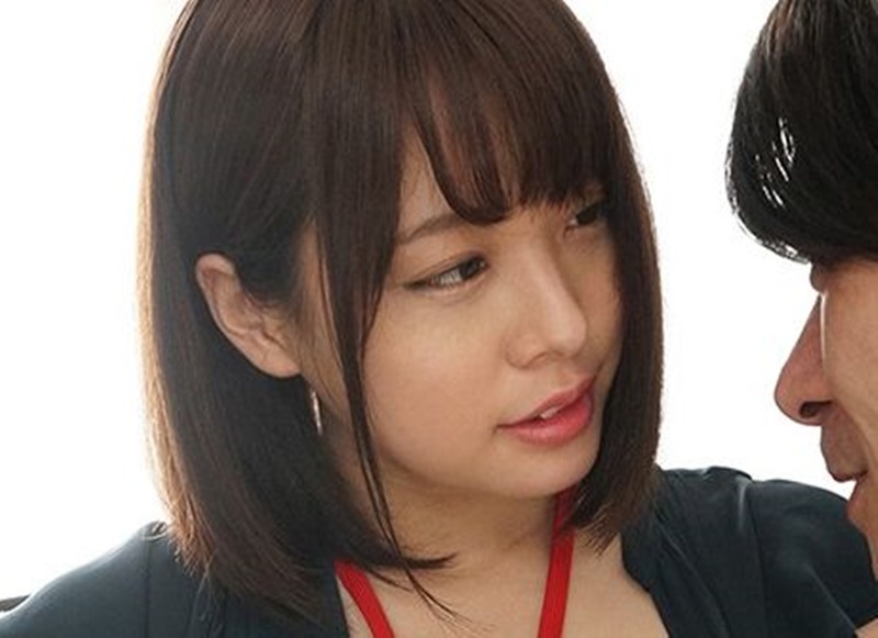 【八木奈々】『ちょっと今、仕事中よ…』オフィスでおっぱい出させて、勃起をさわらせる男に興奮する女