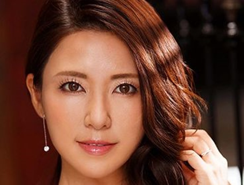 【水野優香】『とっても興奮するわ』エロいお姉さんがエロい下着でエロいおしゃぶり！エロいハメ撮りでエロく悶える