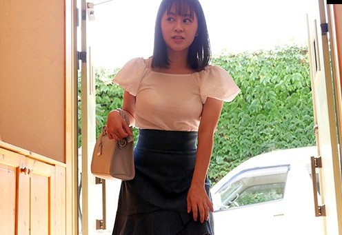 巨乳でミニマム！バレエ歴も長く軟体！な、お嬢様JDがAVデビュー・生ハメSEXで今まで味わったことのない絶頂を経験