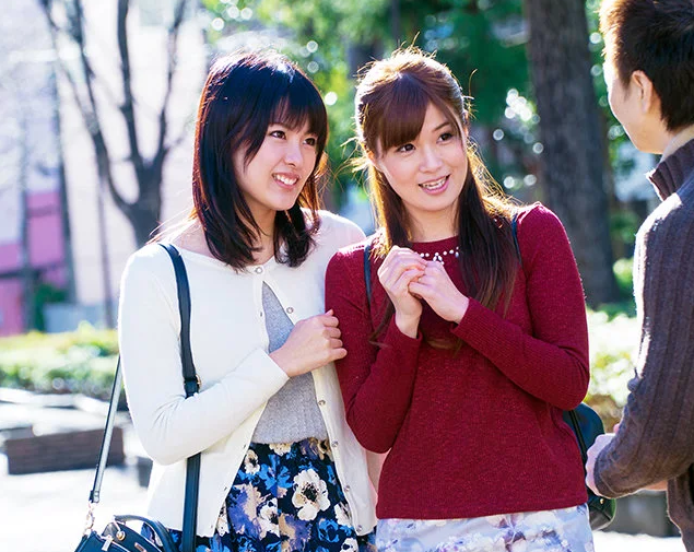 【若いママさん】”ちょうど溜まってたんです…♡”街ゆく若妻達をナンパしたら子育てで忙しい母親たちは実は欲求不満で…