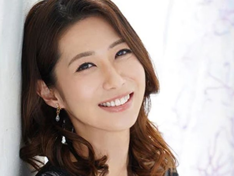 【人妻】真面目で清楚なはずのスレンダーな美乳エロ主婦が酒の勢いで解禁された性欲を抑えられず…！■長嶋沙央梨