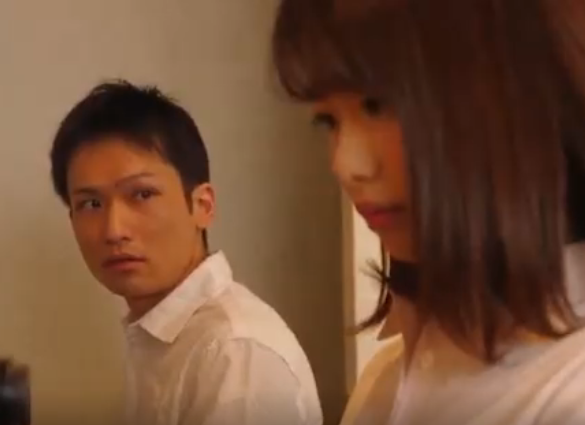 【バイト先人妻】”欲求不満で限界なの…”主婦パートの愚痴を聞いてるうちにそんな話題になり関係を持ってしまう■川上奈々美