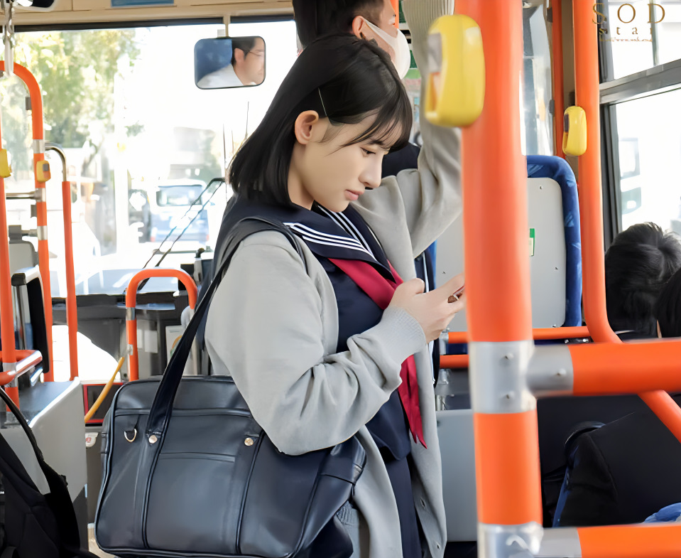 【清純無垢な美少女】”触られるの…気持ちいい…”真面目な優等生JKが痴漢に犯されるが快楽に染まっていき…■宮島めい