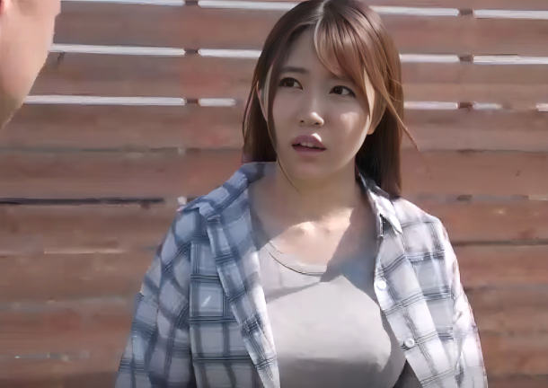 【寝取られ人妻】町主催キャンプに参加した若奥さんが酔って寝てしまい気づくと男達が身体を弄っていて…■一乃あおい