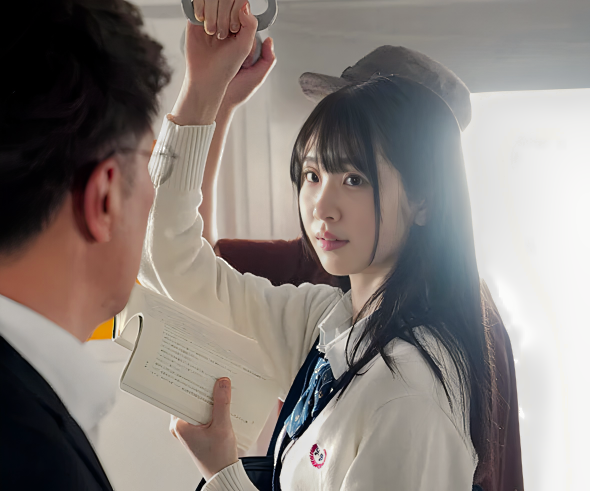 【痴漢されたいJK】”せんせ…私を犯したいんでしょ…？♡”憧れの美人生徒が襲われてるのを見て興奮していると…■白上咲花