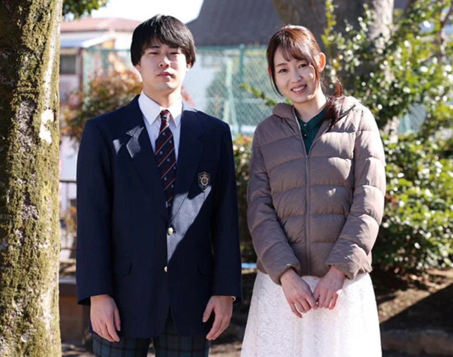 【ながえスタイル】”母さんは俺のものだ！”女手一つで育ててくれた母親がアパートの大家とヤッてて嫉妬した偏愛息子は…