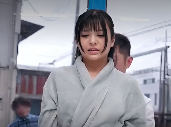 【MM号】”結構歪んでますねぇ…”子育て若ママさんをターゲットに骨盤矯正と謳い文句で後ろ穴までエロマッサージをしたら…