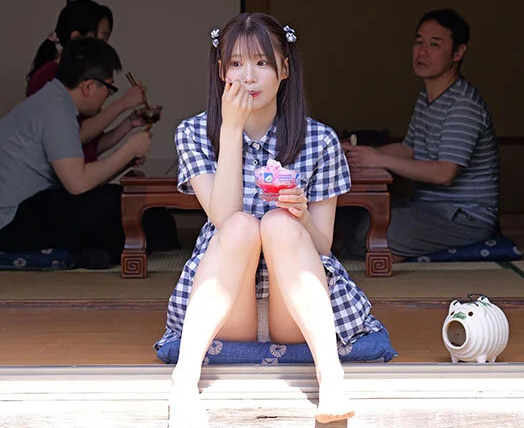 【反抗期姪っ子】”すっかりオンナになったな…”叔父に泊まりに来た美少女が捻くれた変態オジにエロい目で見られ■未歩なな