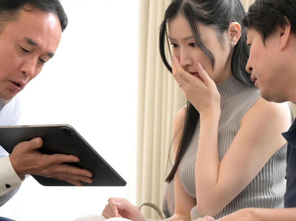 【串刺し妻】”頼む…！君が寝取られるのが俺の願望なんだ…！”そんな異常な旦那の願いに振り回され他人棒の餌食になる人妻